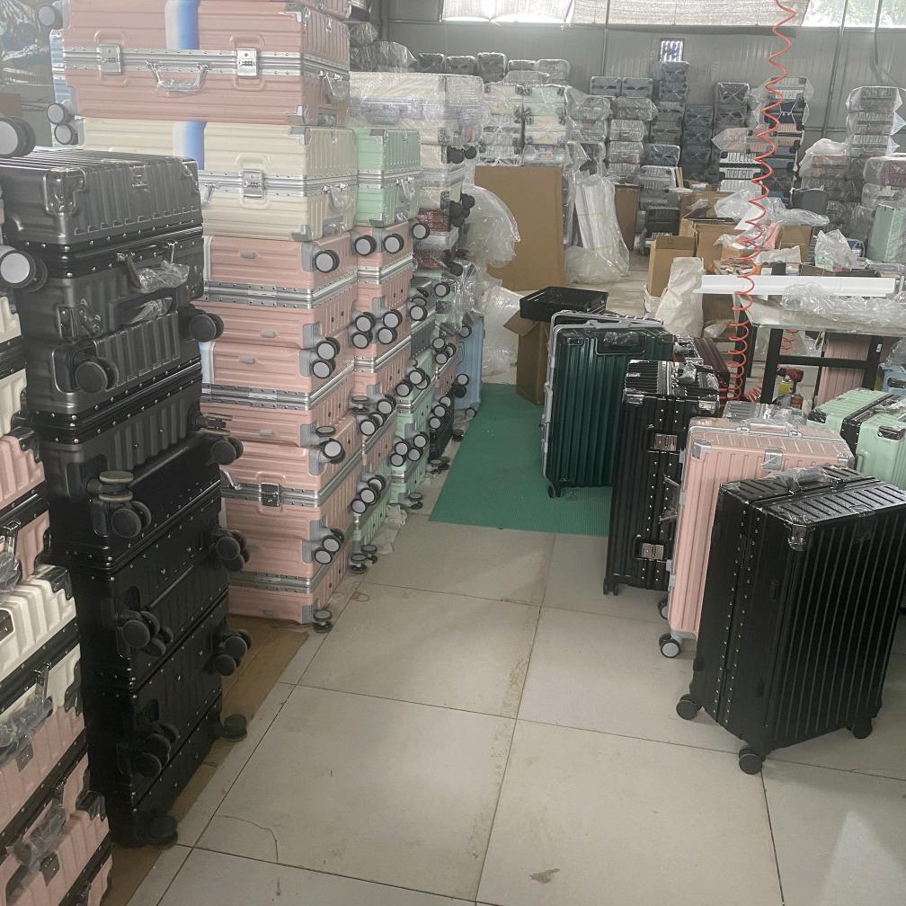 酷弦旅行箱工厂店