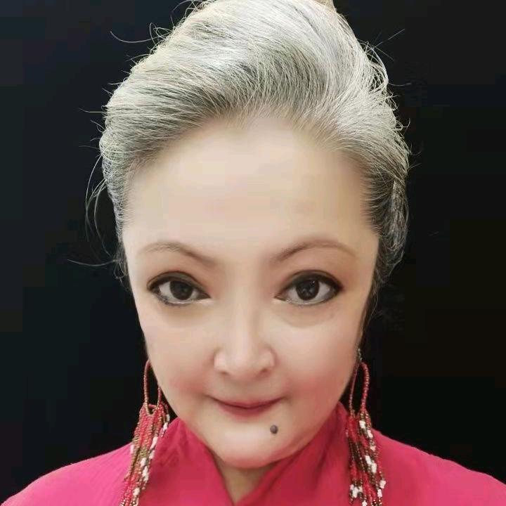 传奇老太太（早7.10分复播）@抖音