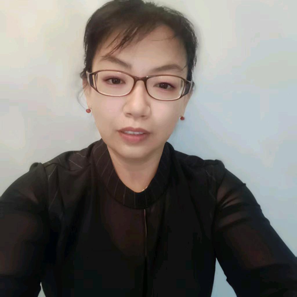 妤初
