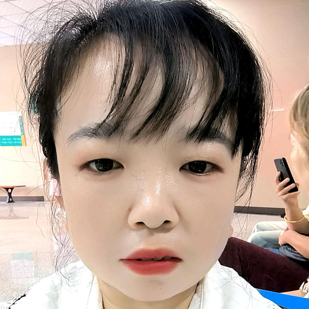琼儿