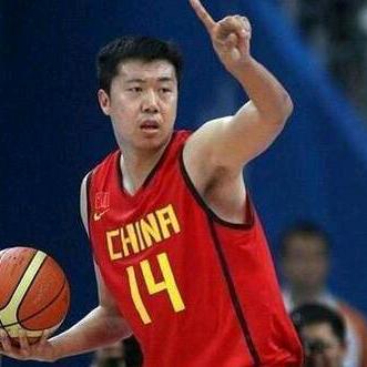 宏远球迷之家（球衣橱窗有售）