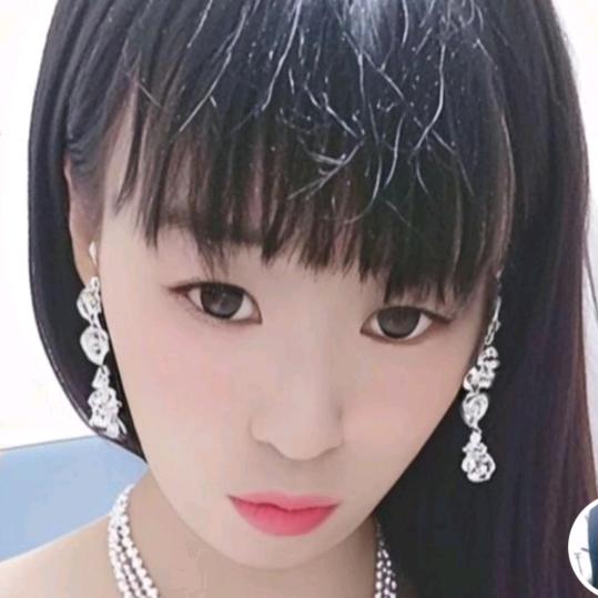 福 泉  小  表  妹