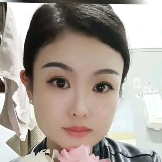 露露🌻