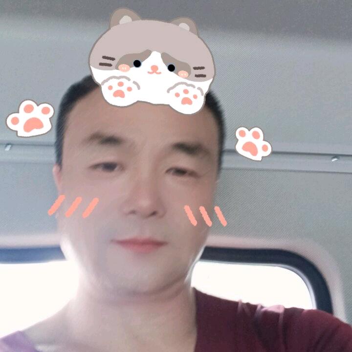 嘴臭牙硬心眼好。