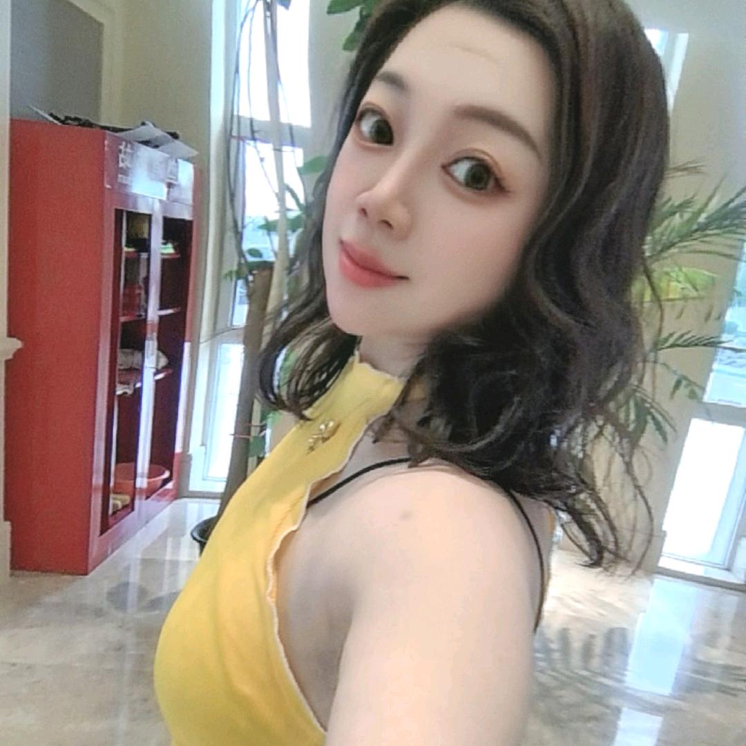 佳木斯市东风区奇云百货商店