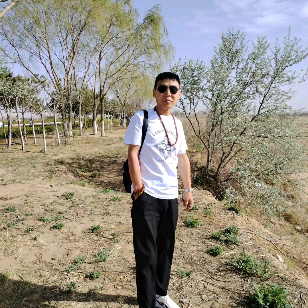 明明（心有魔债）