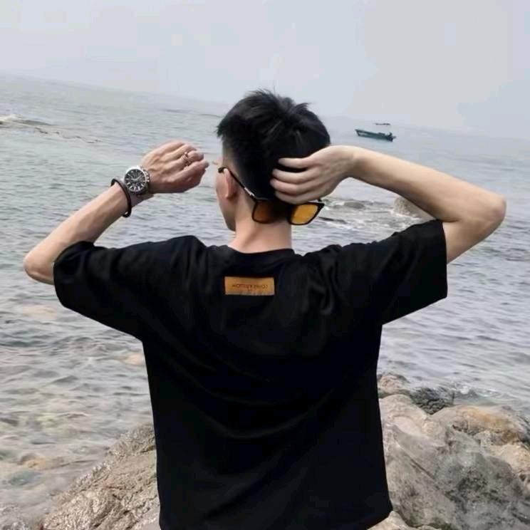 A.&玉