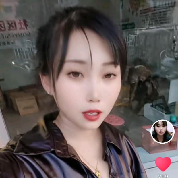 小胖妞😓