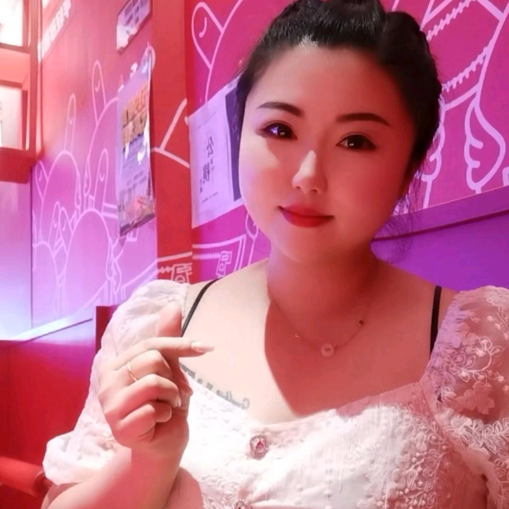 👍不粘人的小妖精👍