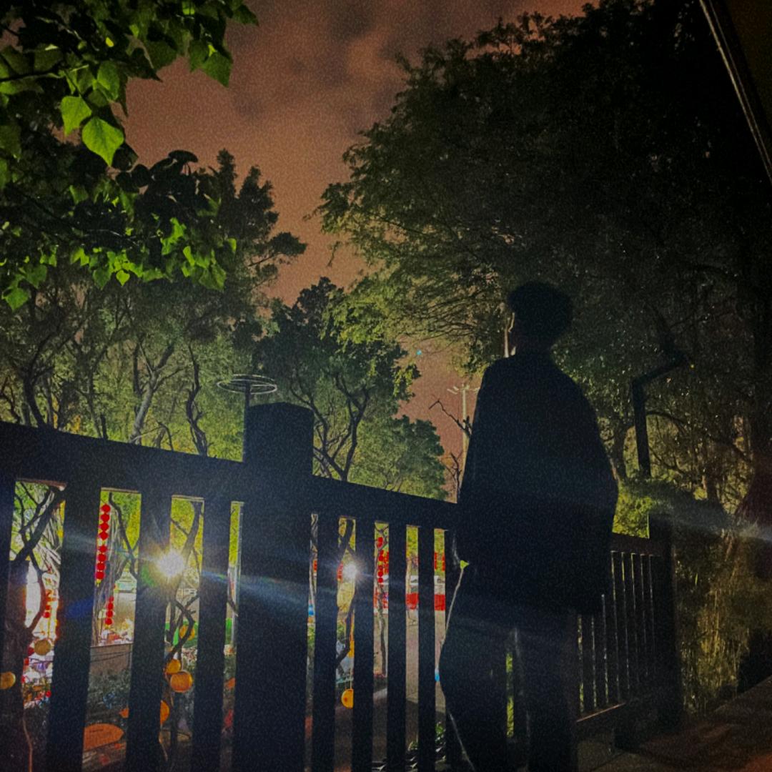 揣着梦想往前走