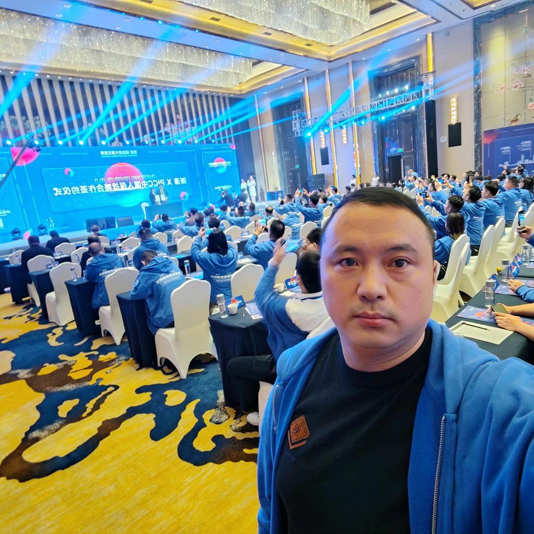 江油搬砖人虎哥