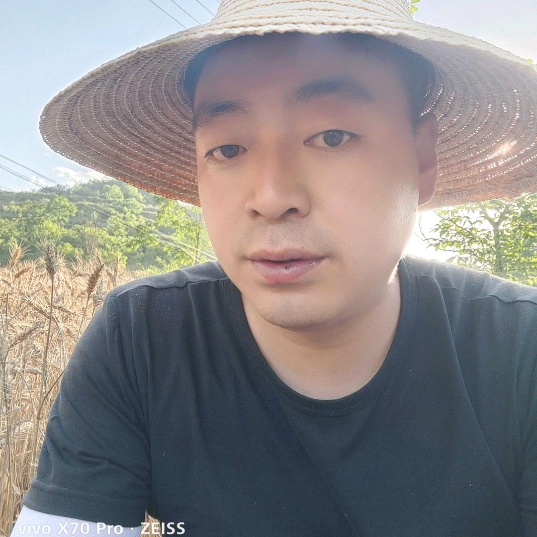 麦蝉小哥