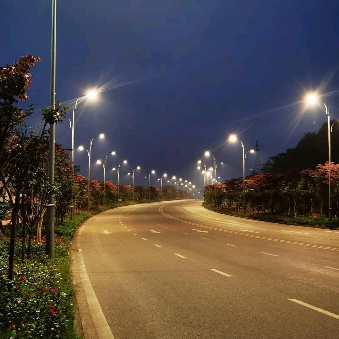 横岗游泳健身 小陈