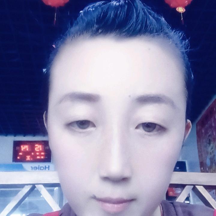 小丫头《单身》头像