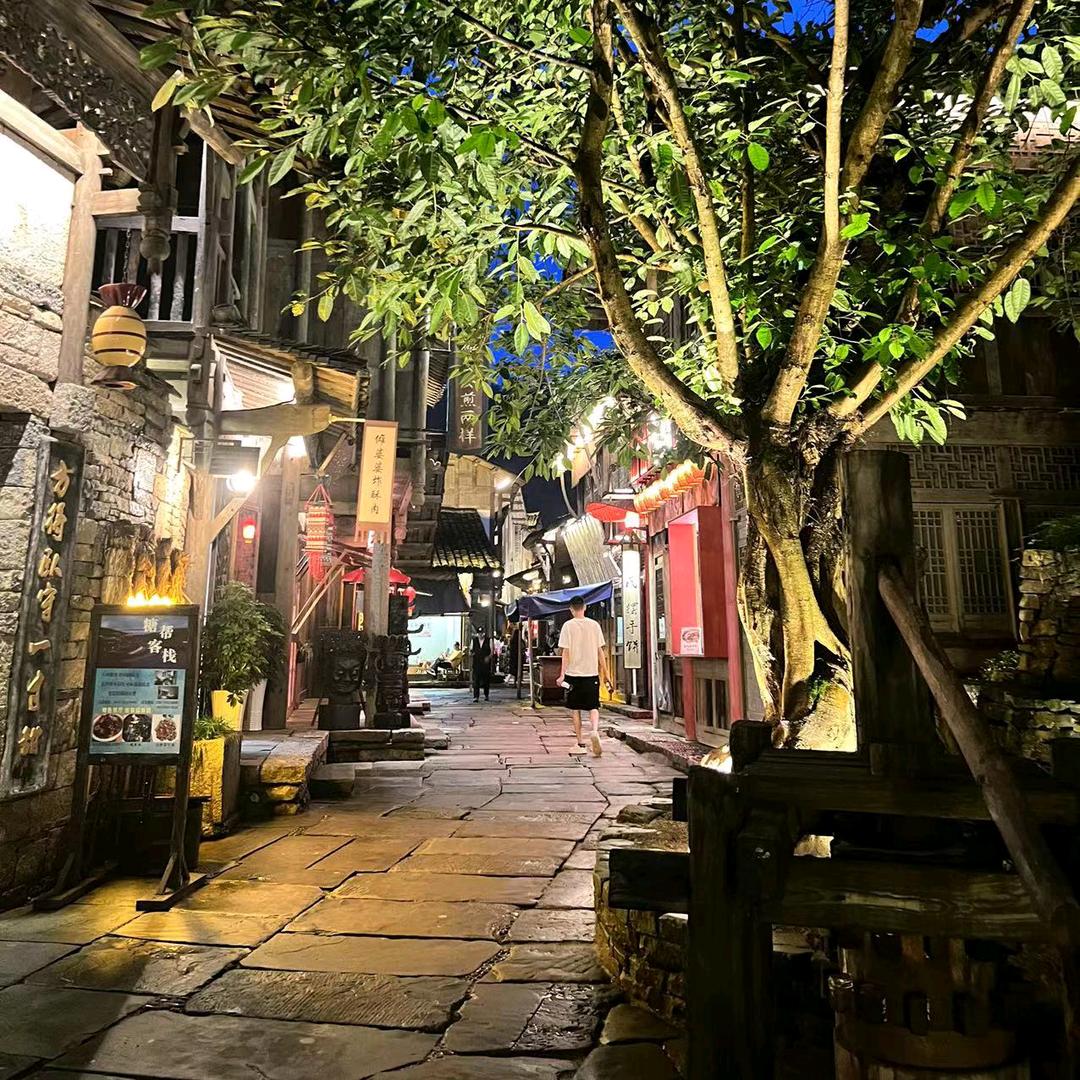 迷死她华军。