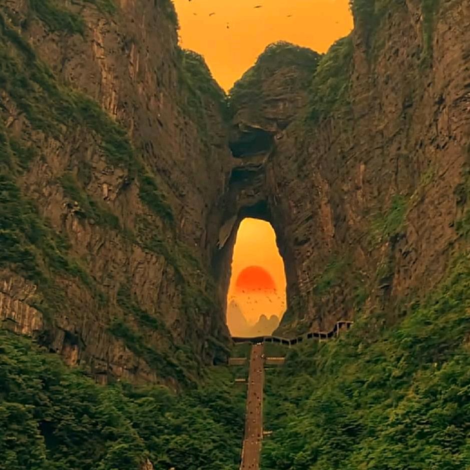 半眉：