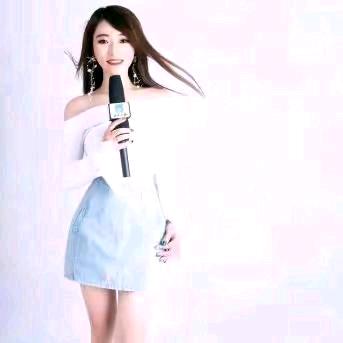 田小样🎤九宫格