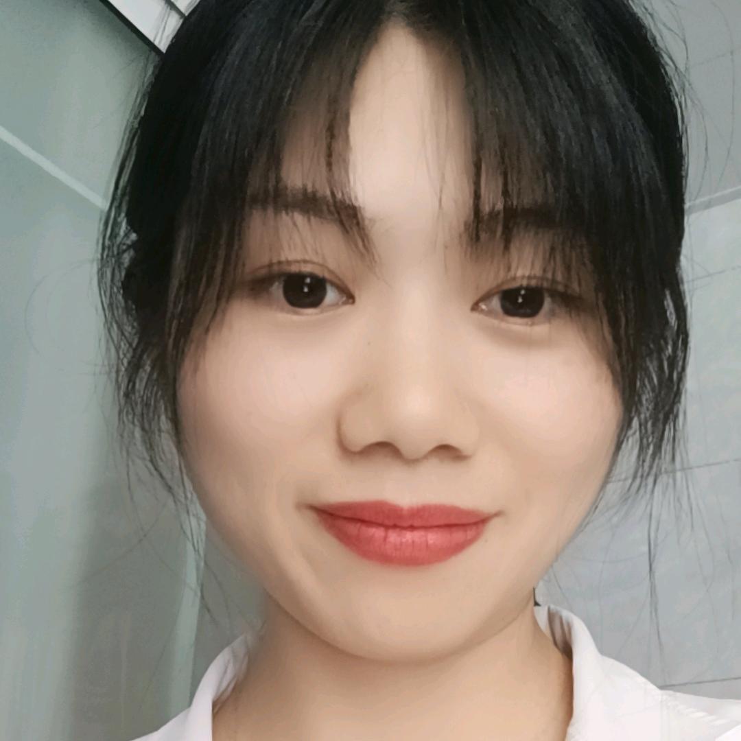 非儿在跳绳