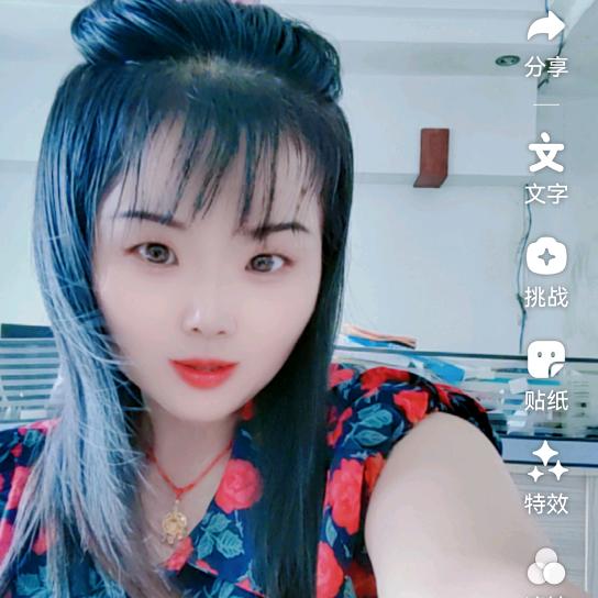 铿锵玫瑰芳芳🌹🌹