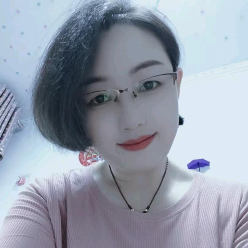 香香🌺(首播筹备中...)