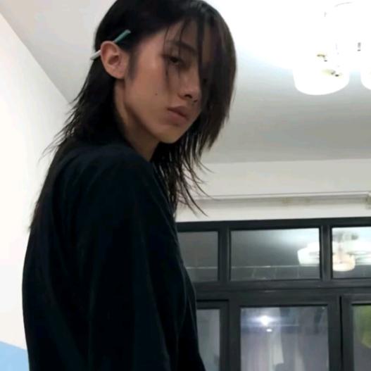 程旭🏸🌾（听障人）