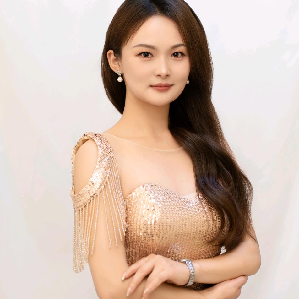 婚礼主持人月月