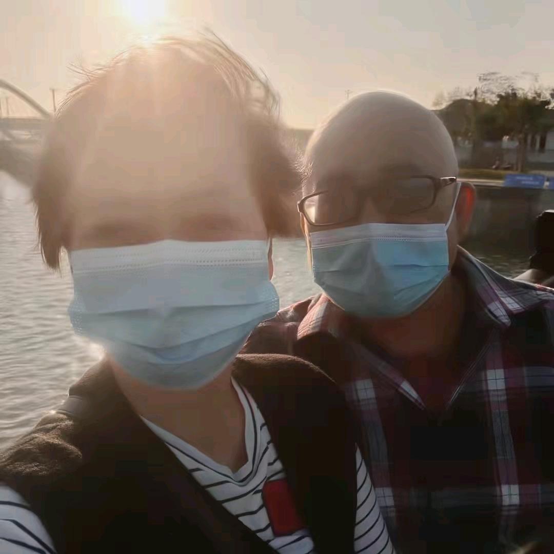 金子的光头哥