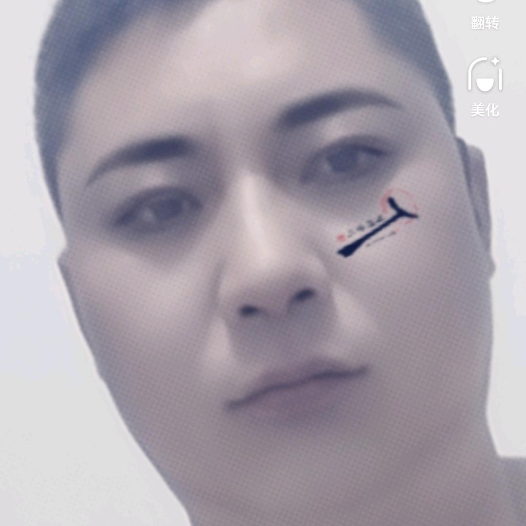 秦地 凯