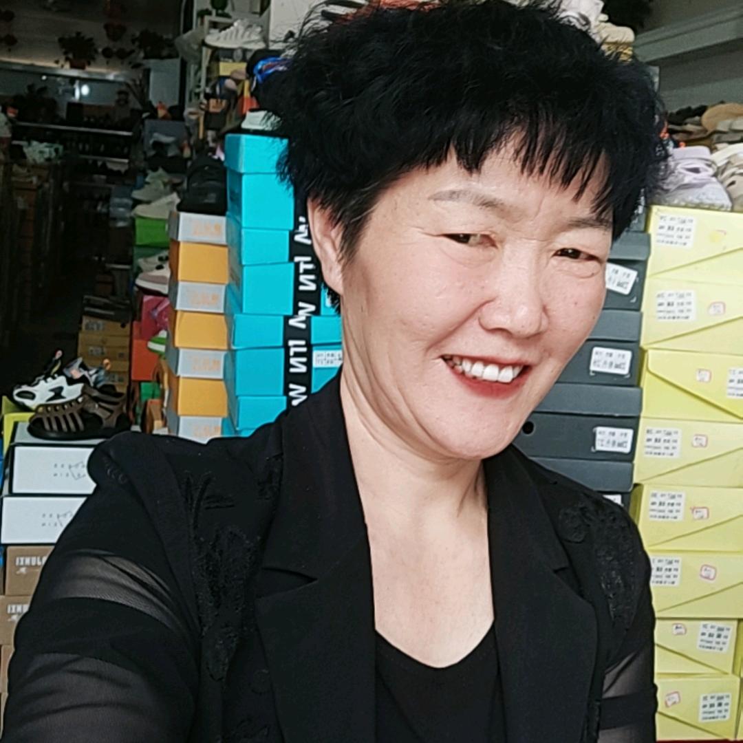 郏县安良鞋店六妮巜御萃雅》校服净六姐