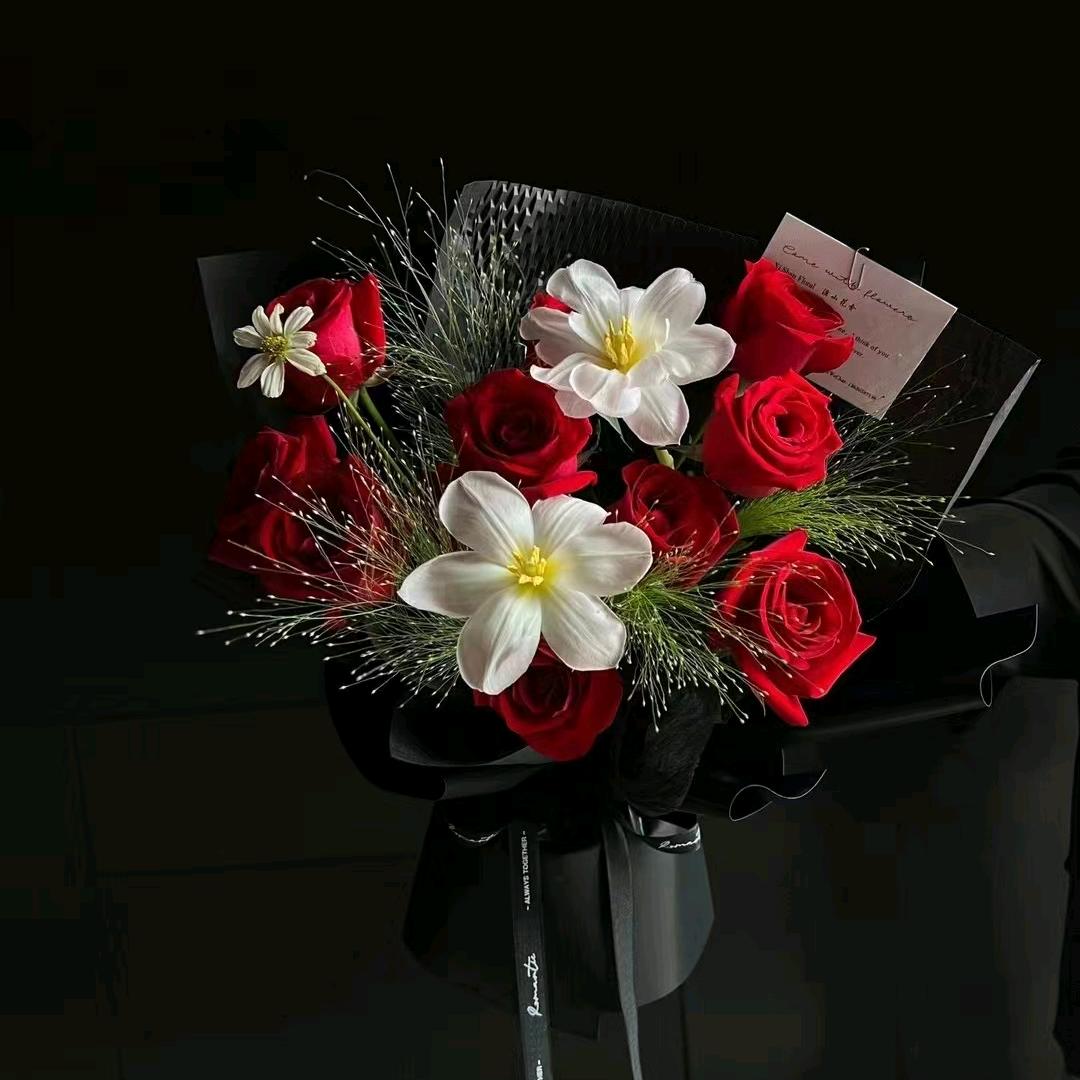 李妍的