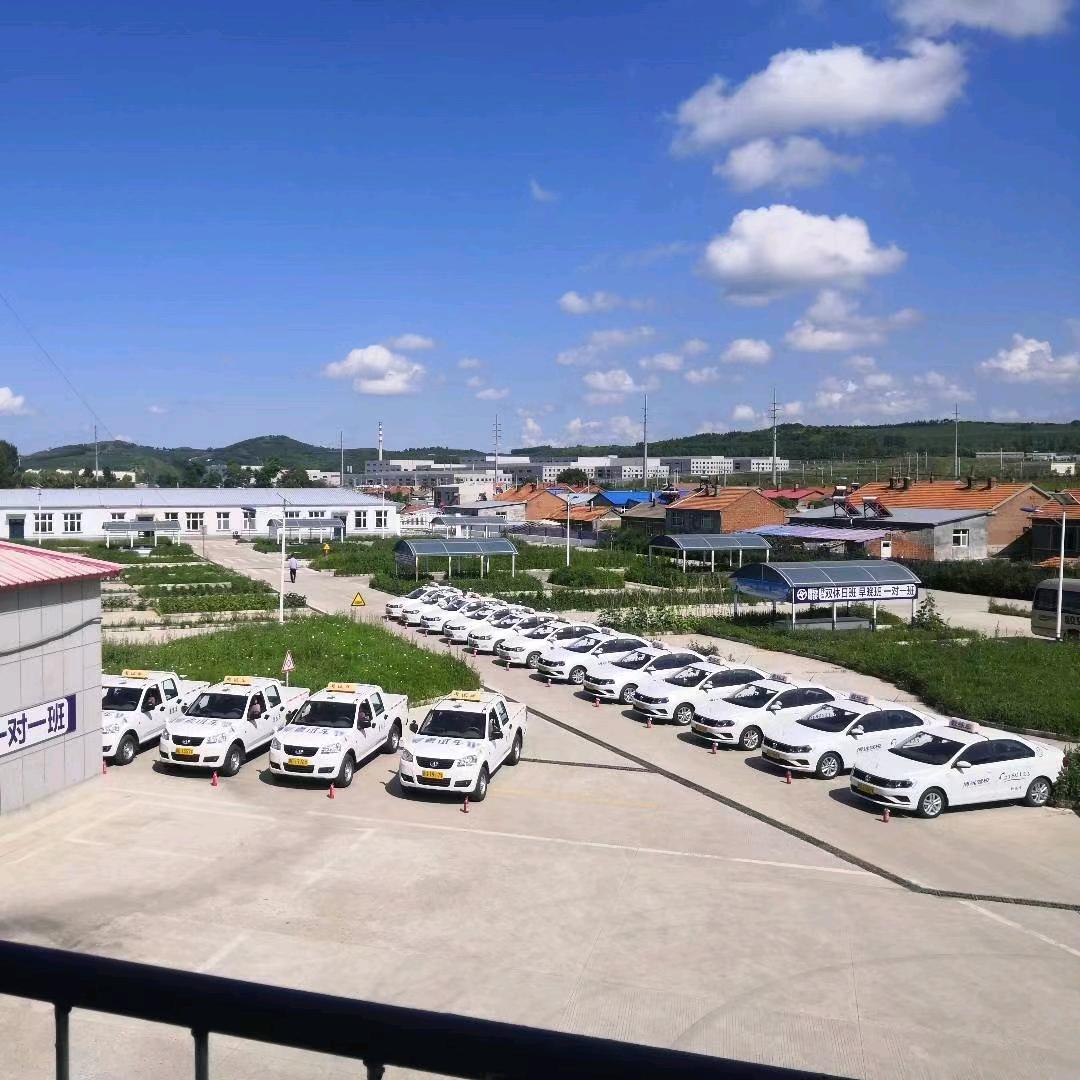 鸡西市博远驾校宋教练