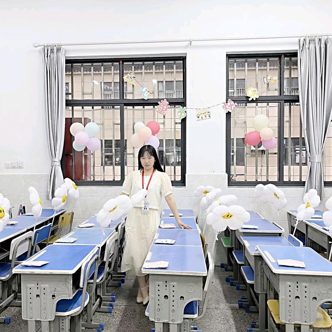 张小娜老师教yue读
