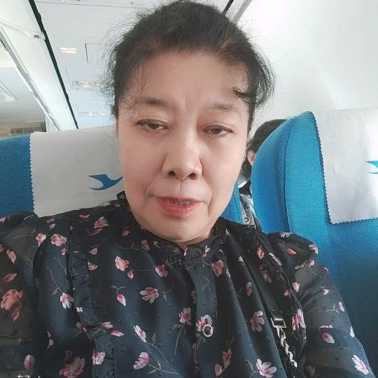 心语🎤(每天晚9.50开播)