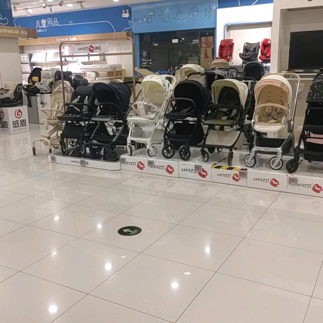 青岛孩子王店小二