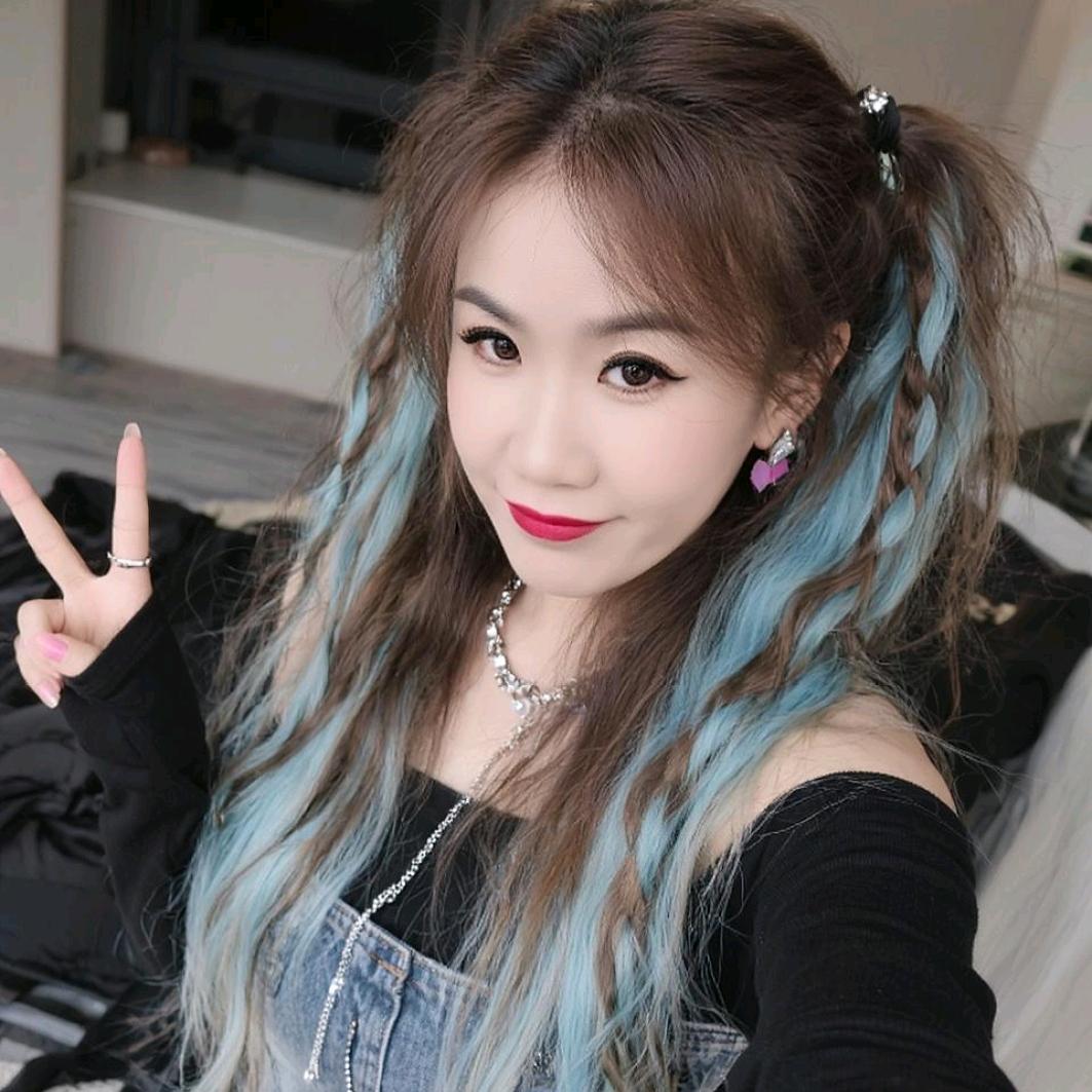 侞淉