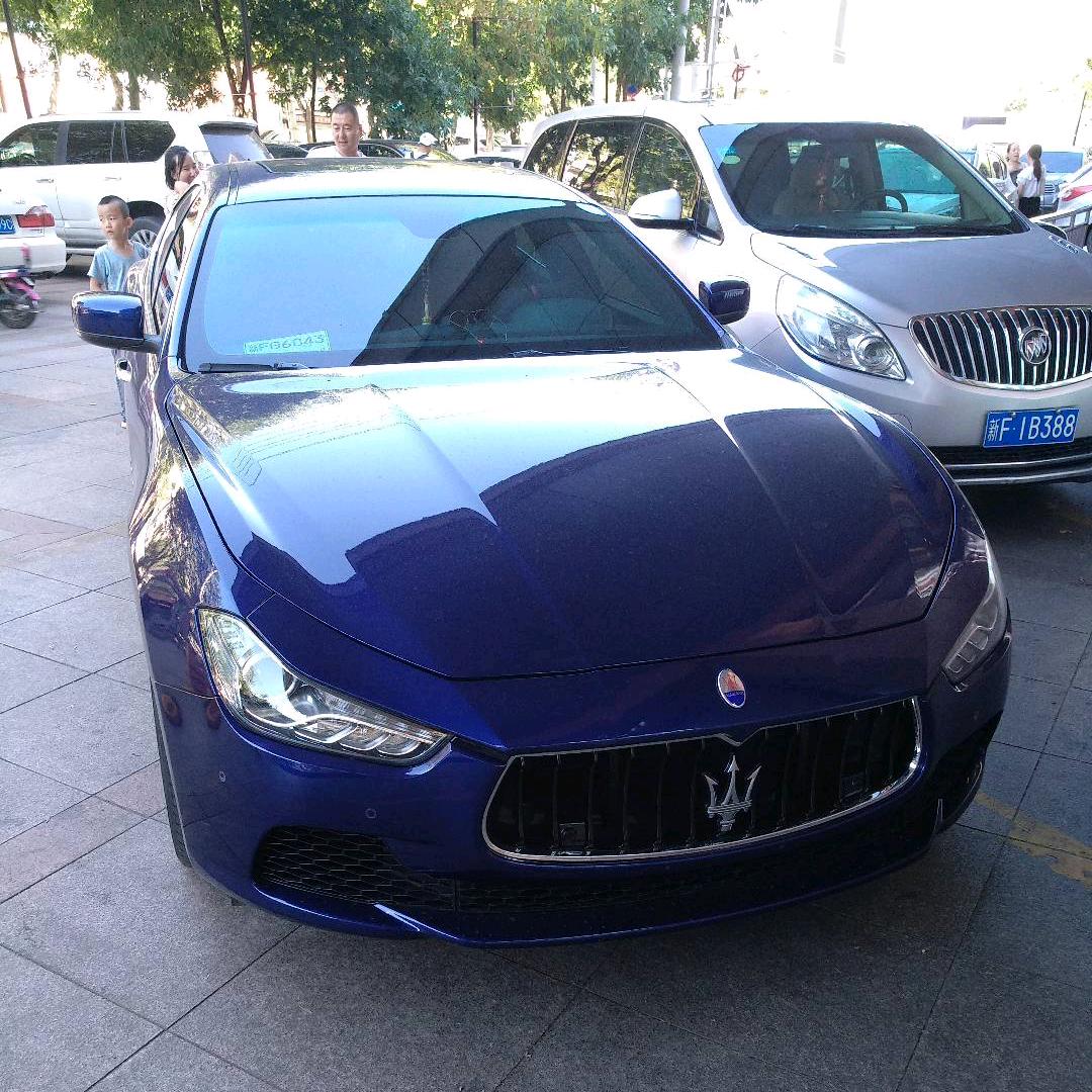 听说上帝是女孩