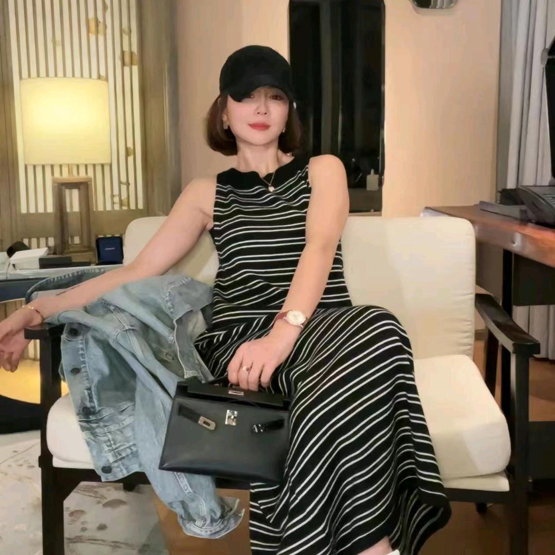 姣爷（穿搭分享）