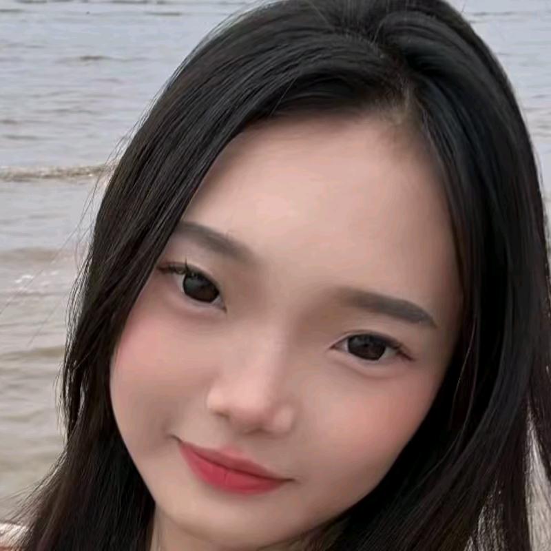 芳芳三胎宝妈！