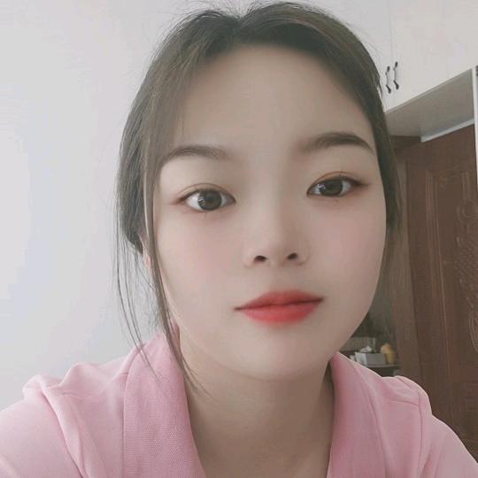 莉莉