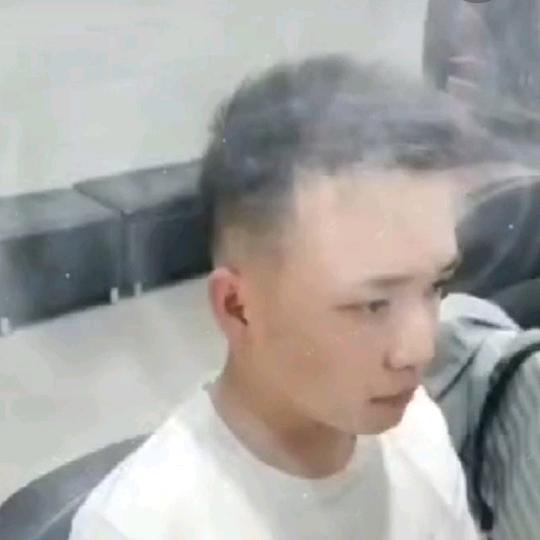 冷乄鋒