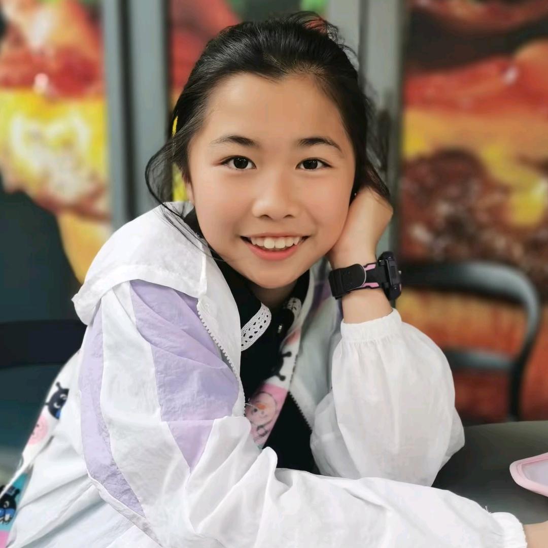 🌻爱画画的天天吖~