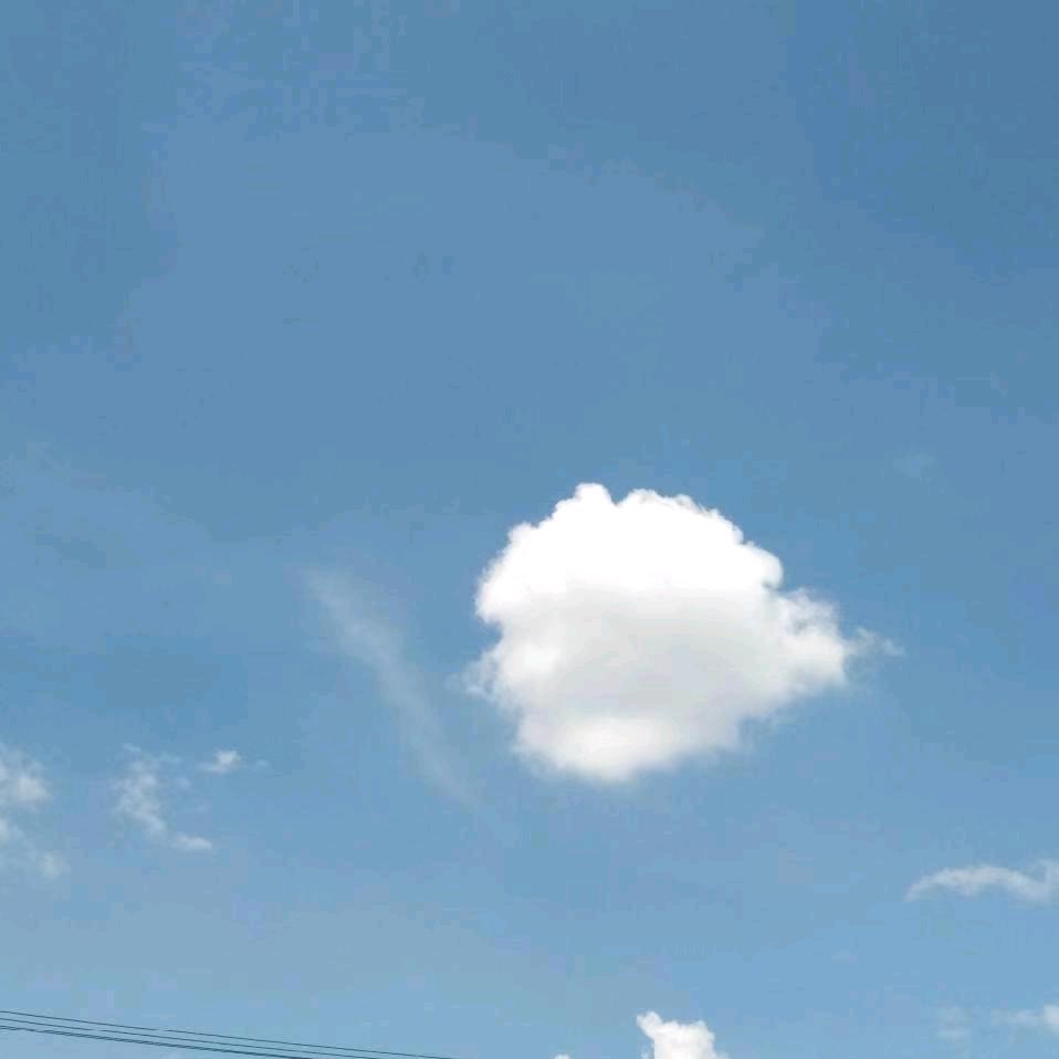 封心锁爱｡°(°¯᷄◠¯᷅°)°｡