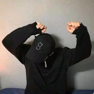 🐉꧁꫞꯭枫꫞꧂