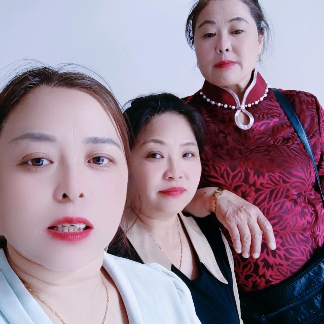 80后屈家四姐