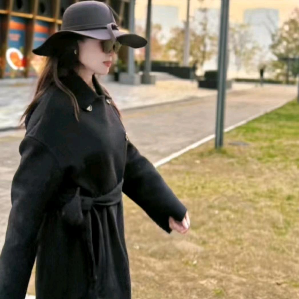 代丽专注女性创业