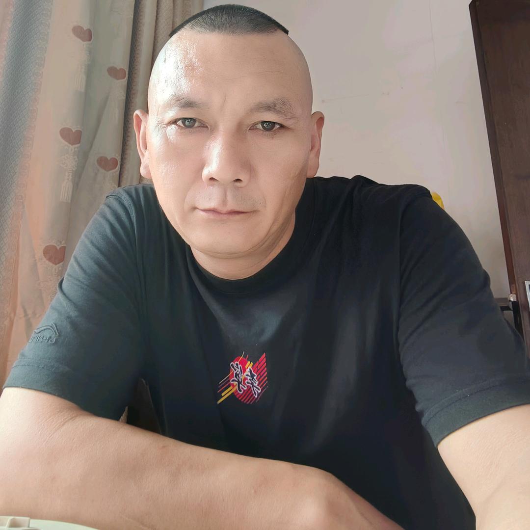 老周《电塔桩》