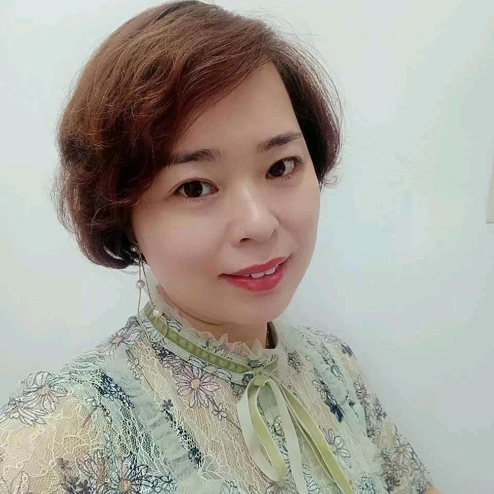 菲菲名品女装·浅悦折扣店