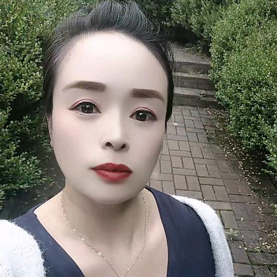 : 🥀幸 运 相 随ꦿ᭄࿐