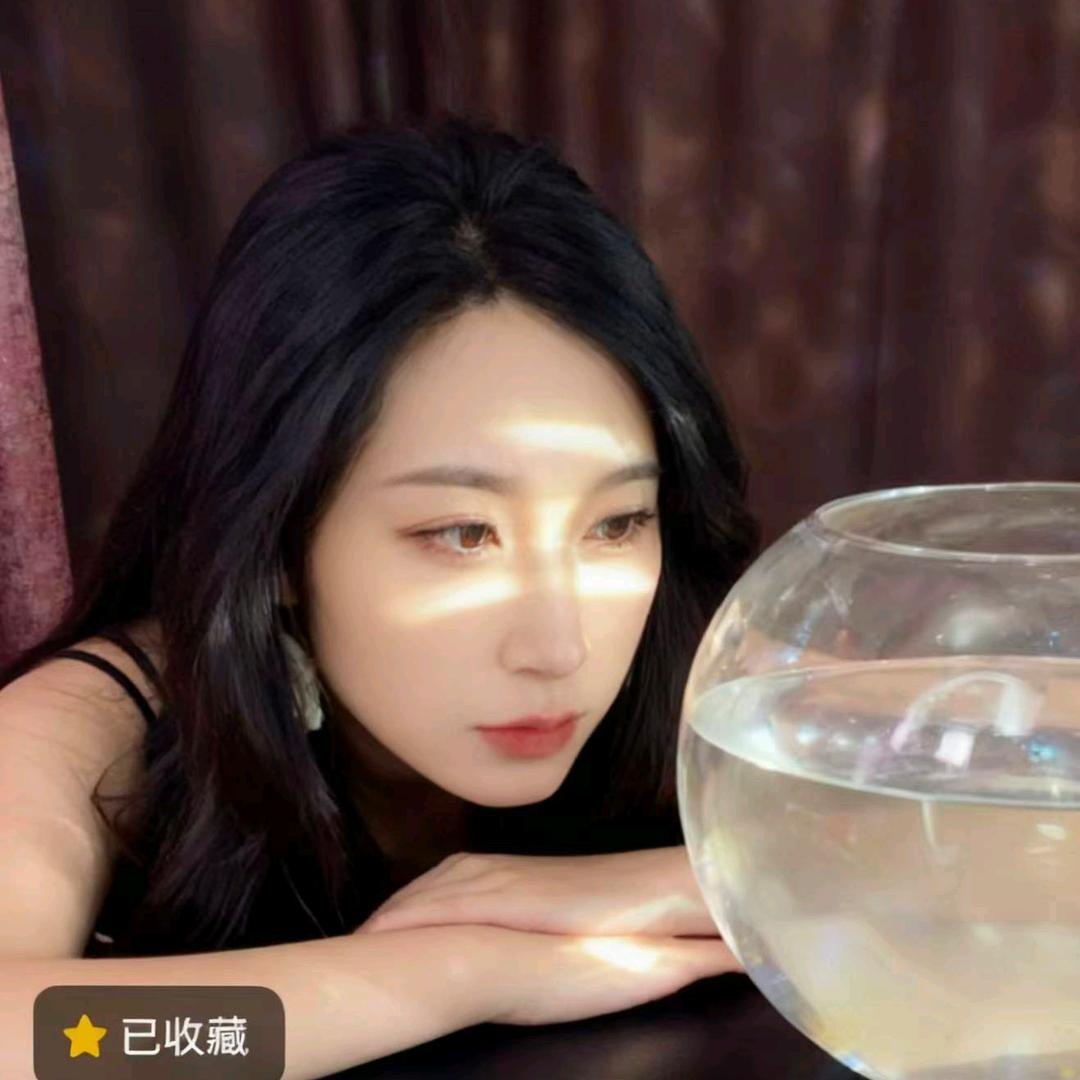芒果丽丽