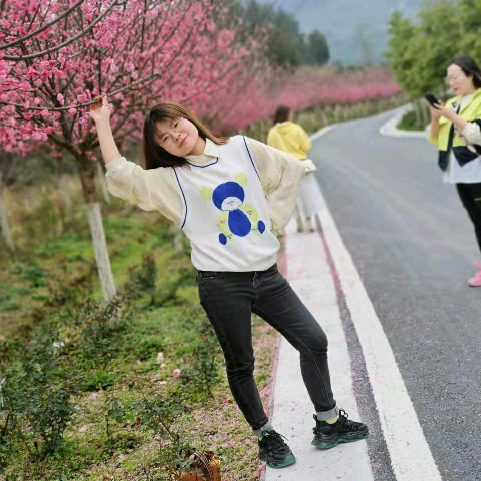 爱喝安慕希的李老师